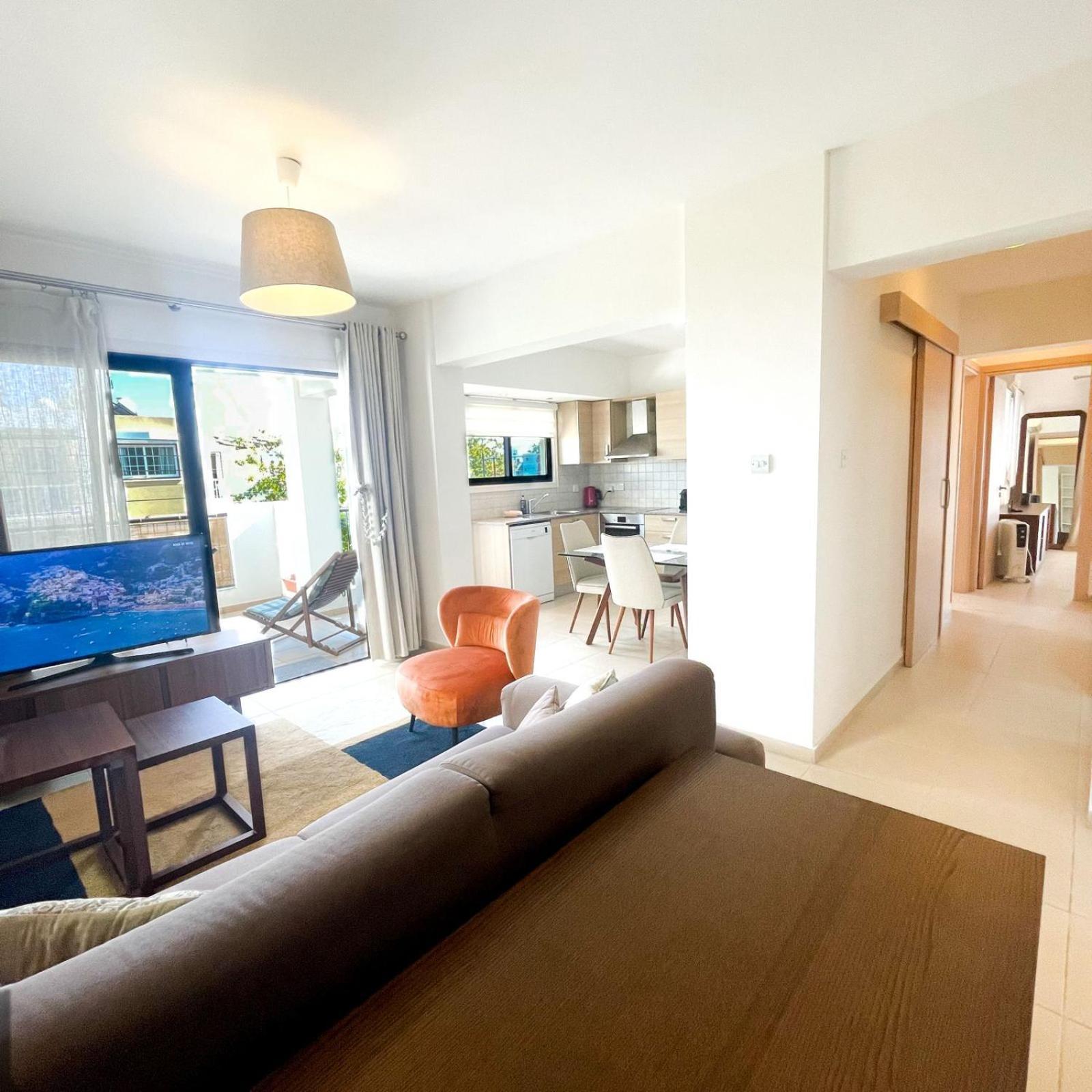 Daniandry Apartment Larnaca Buitenkant foto