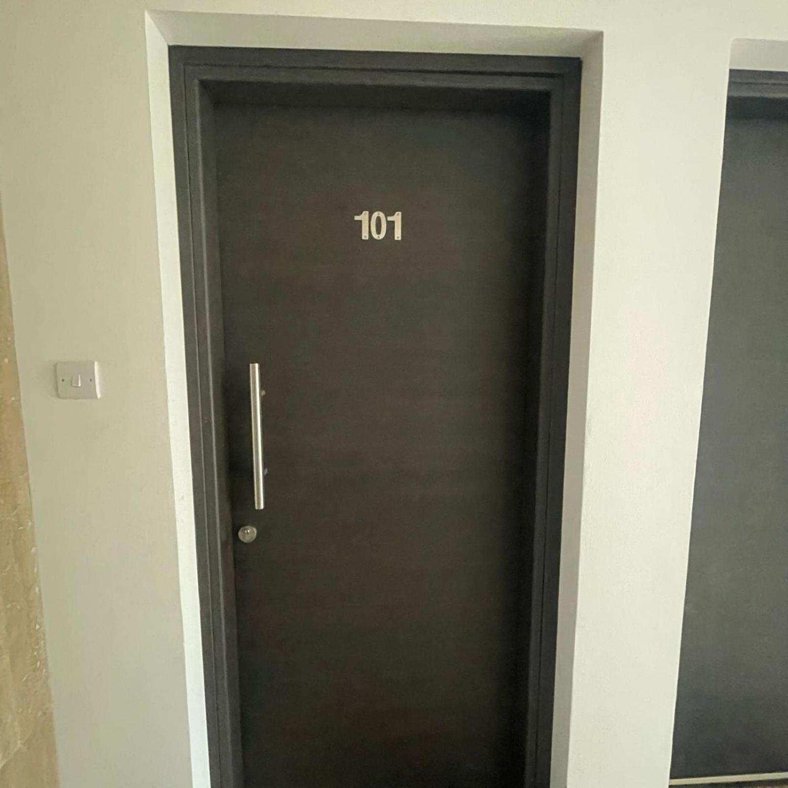 Daniandry Apartment Larnaca Buitenkant foto